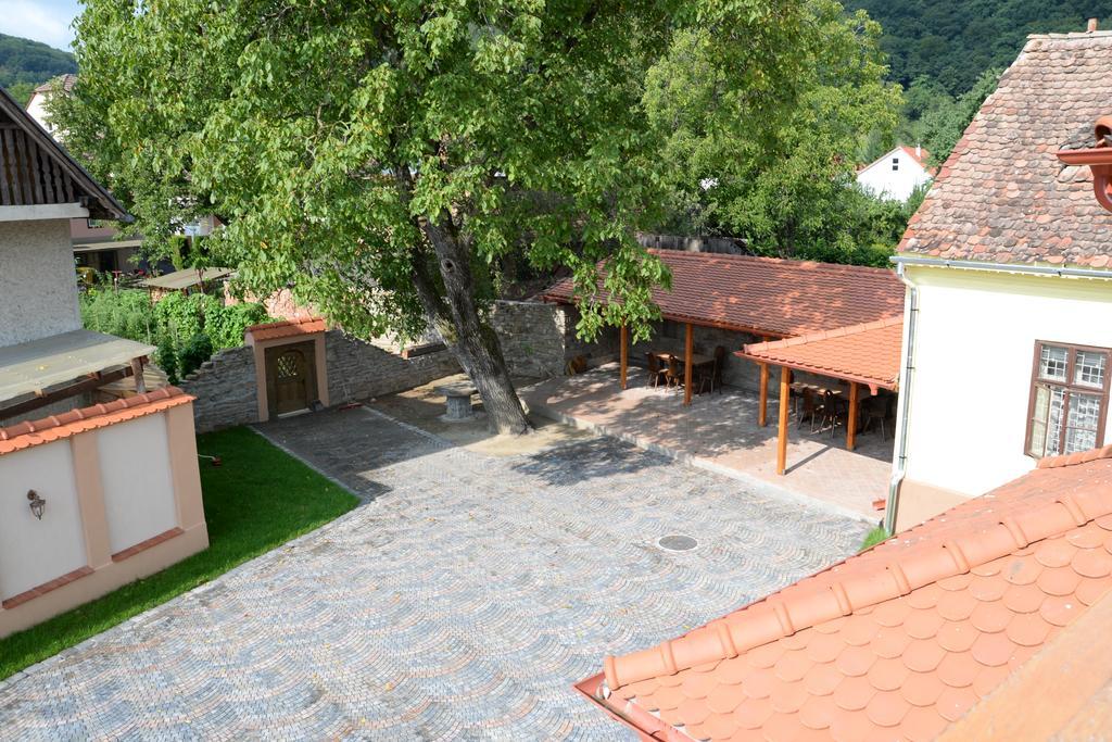 Hotel Carolina House Sighişoara Exterior foto